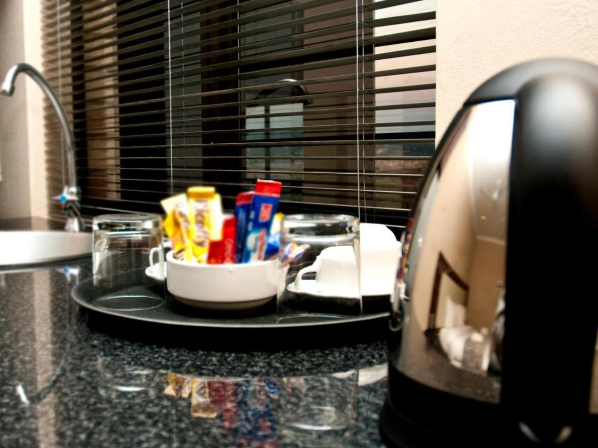 Eagle Nest Luxury Accommodation Roodepoort Extérieur photo
