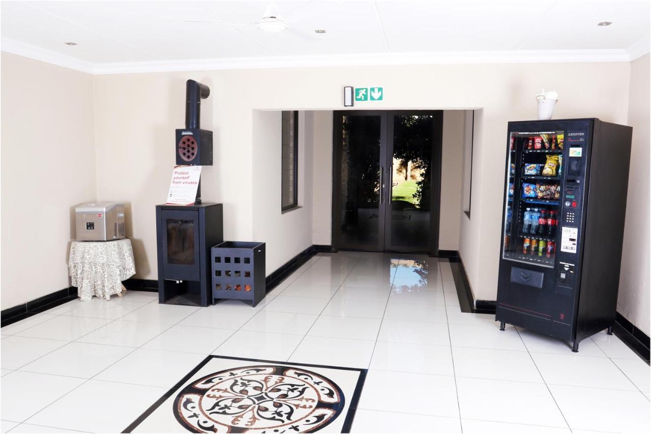 Eagle Nest Luxury Accommodation Roodepoort Extérieur photo
