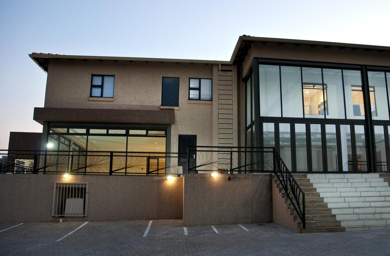 Eagle Nest Luxury Accommodation Roodepoort Extérieur photo