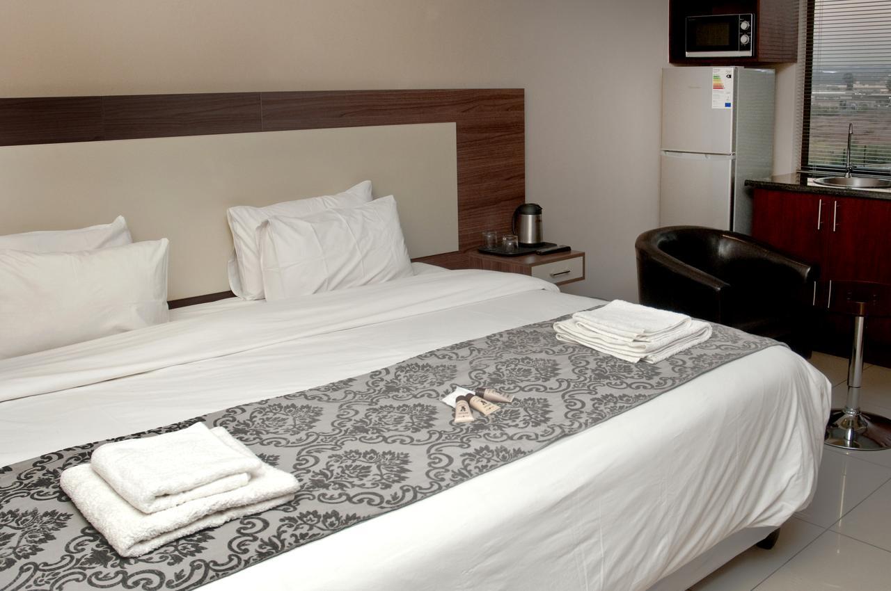 Eagle Nest Luxury Accommodation Roodepoort Extérieur photo