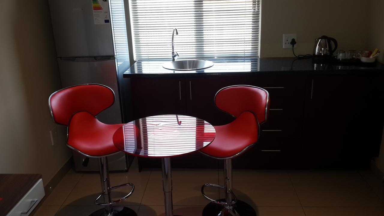 Eagle Nest Luxury Accommodation Roodepoort Extérieur photo