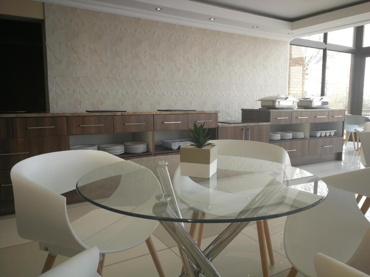 Eagle Nest Luxury Accommodation Roodepoort Extérieur photo